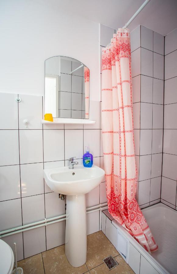 Casa Trandafirilor Hotel Cartisoara Luaran gambar